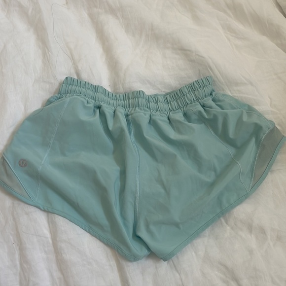 COPY - Lululemon hotty hot short - Picture 3 of 3